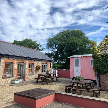 Swallow Cottage At Duffryn Mawr Cottages เฮนโซล ภายนอก รูปภาพ